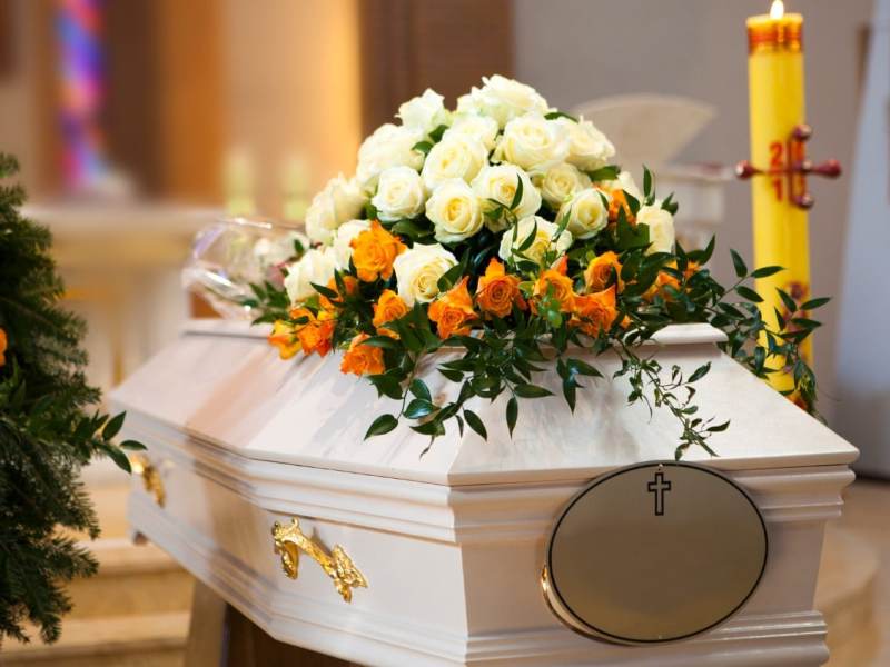 The Art of Personalizing Funerals: Creating a Meaningful&nbsp;Goodbye