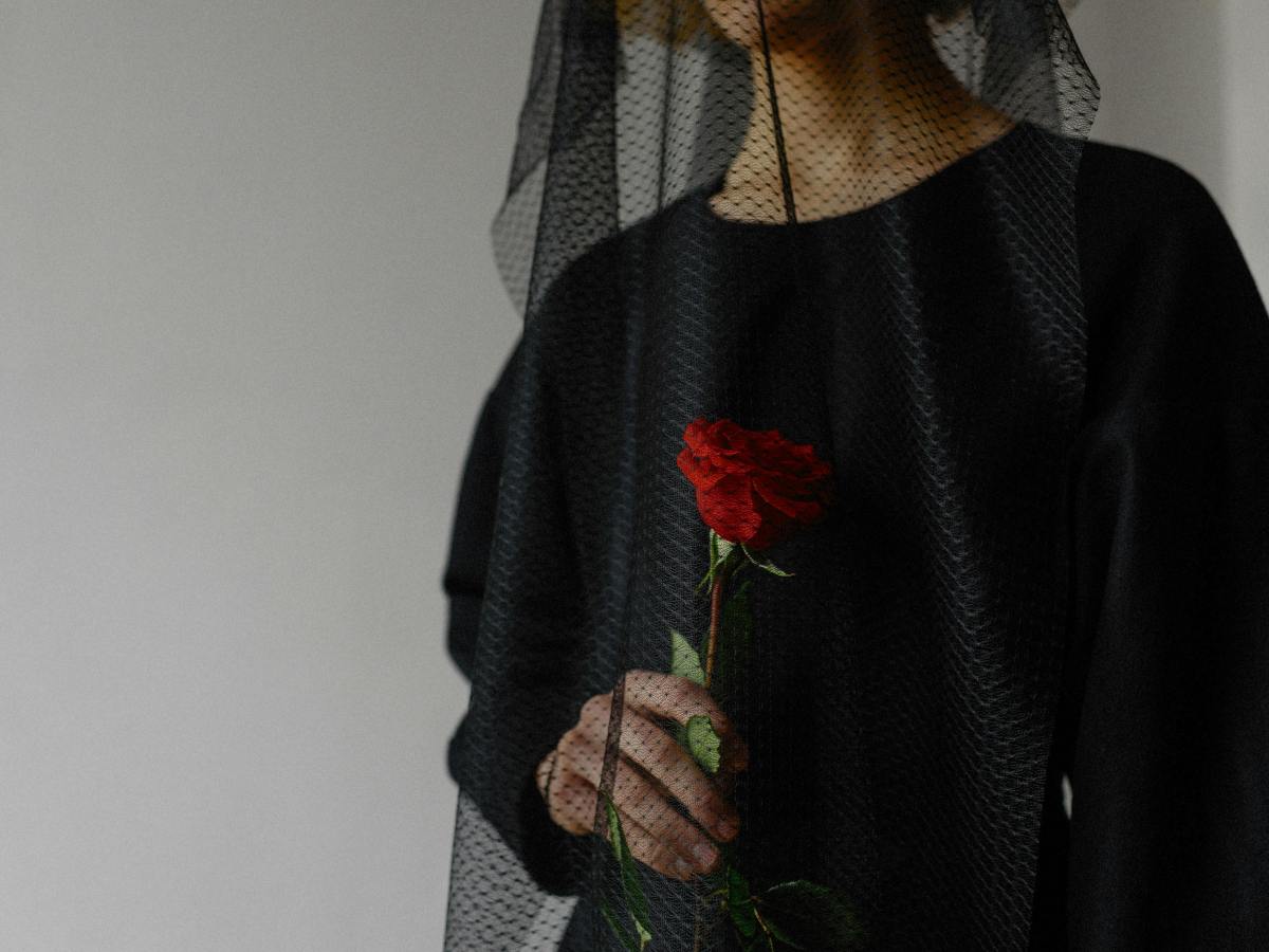 Debunking Misleading Articles About Women in Funeral&nbsp;Service